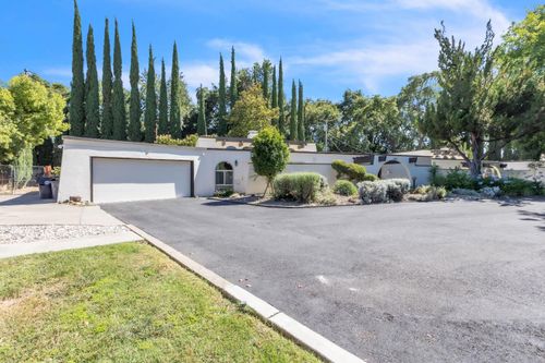 1160 Silver Lake Drive, Sacramento, CA, 95831 | Card Image