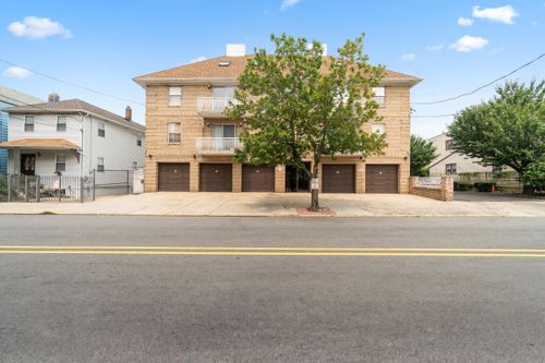 apt-6d-272-276 Walnut St, Newark, NJ, 07105-1722 | Card Image