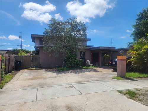 935 Sw 72nd Ave, Miami, FL, 33144 | Card Image