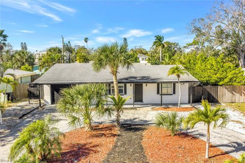 2801 45th St S, GULFPORT, FL, 33711-3739 | Card Image