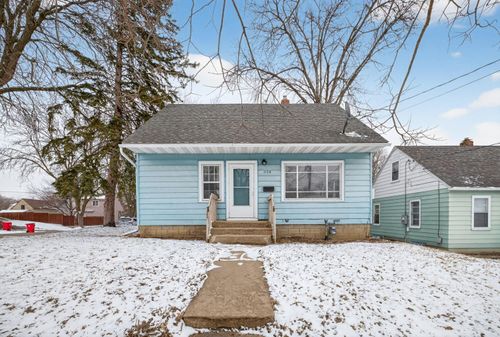 1124 6th Ave Nw, Rochester, MN, 55901-6726 | Card Image