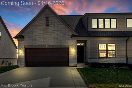 495 Cornerstone Dr, Oxford, MI, 48371-3746 | Card Image