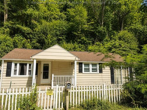 4226 Rich Fork Rd, Charleston, WV, 25312-7260 | Card Image