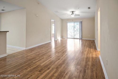 106-7047 Deer Lodge Cir, Jacksonville, FL, 32256-8523 | Card Image