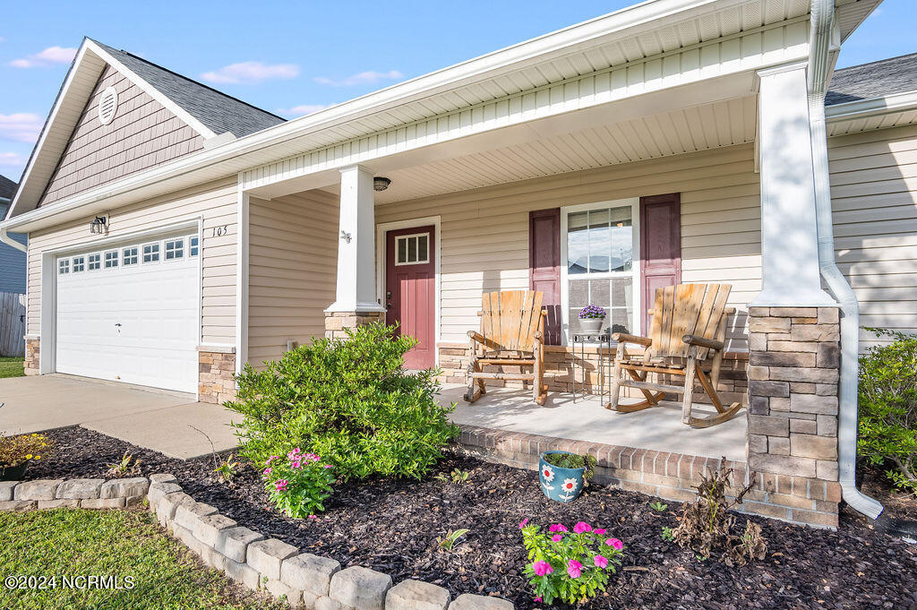 Gadson Ct, Richlands, NC 28574