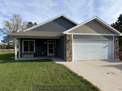 1806 Lakeview Dr, Central City, NE, 68826 | Card Image