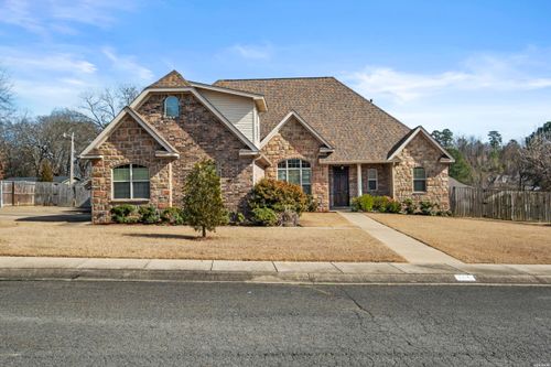 105 Blue Bell Place, Hot Springs, AR, 71901 | Card Image