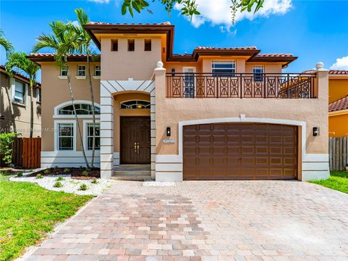 16523 Sw 66th St, Miami, FL, 33193-5632 | Card Image