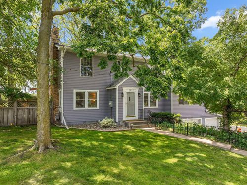 10610 Humboldt Ave S, Bloomington, MN, 55431-4123 | Card Image