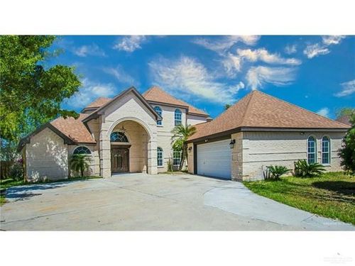 421 Richmond Dr, Pharr, TX, 78577-6966 | Card Image