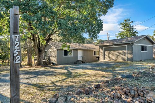 7252 Baldwin St, Valley Springs, CA, 95252-8737 | Card Image