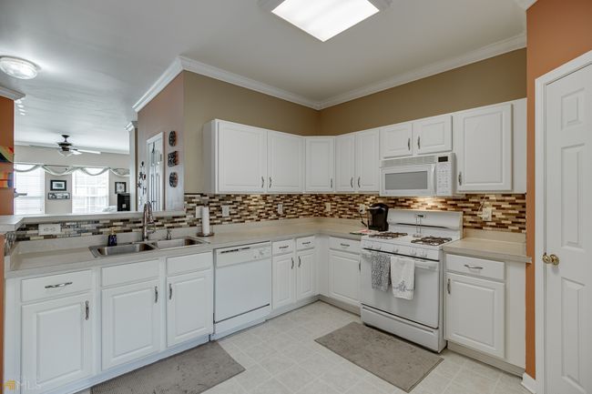 3265 Mill Springs Cir, Townhouse with 2 bedrooms, 3 bathrooms and null parking in Buford GA | Image 10