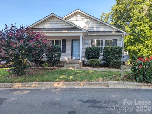 322 Clover St, Mooresville, NC, 28115-2408 | Card Image