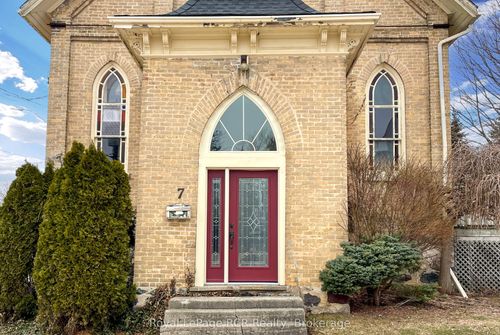 7 Peter St S, Mildmay, ON, N0G2J0 | Card Image