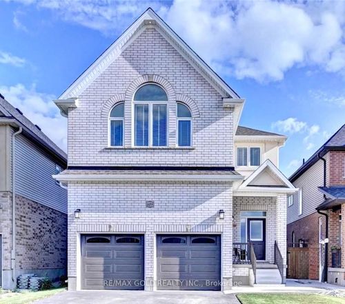 105 Arlington Parkway N, Brant, ON, N3L0G5 | Card Image