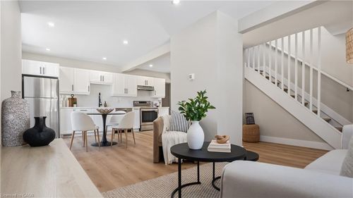 491 Upper Wentworth St, Hamilton, ON, L9A4T8 | Card Image