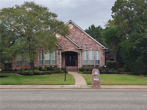1116 Royal Adelade Dr, College Station, TX, 77845-4482 | Card Image