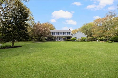 34 Finch Ln, Saunderstown, RI, 02874-2217 | Card Image