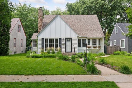 4145 Zenith Ave N, Robbinsdale, MN, 55422-1523 | Card Image
