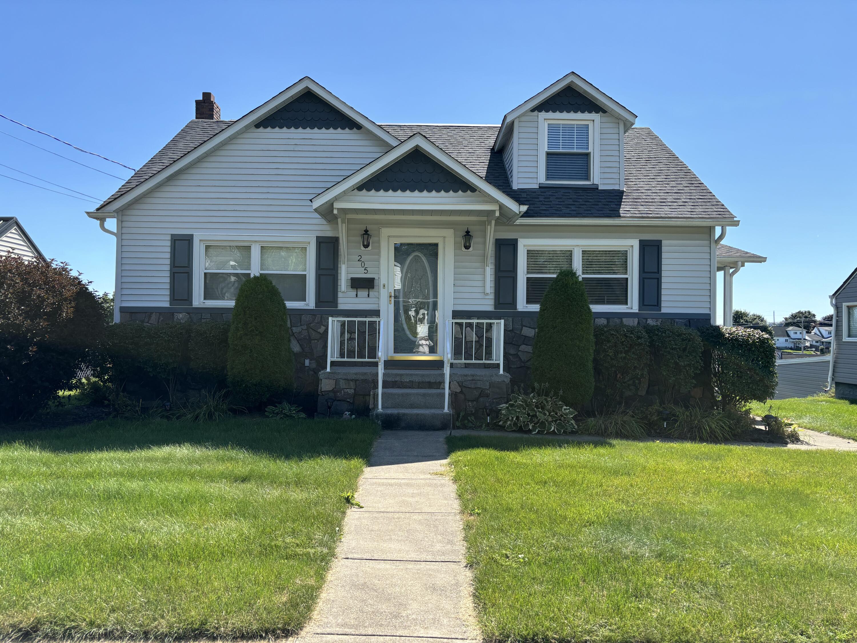 Logan Ave, Du Bois, PA 15801