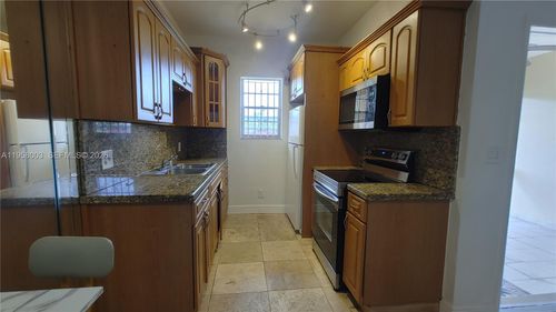 apt-108-421 Ne 1st St, Hallandale Beach, FL, 33009-4305 | Card Image