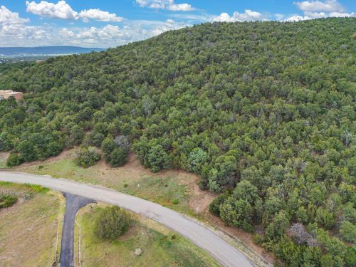 24 Anne Pickard Loop, Tijeras, NM, 87059-7311 | Card Image