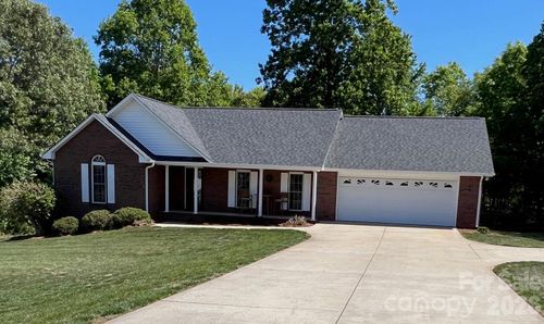 106 Olano Ln, Statesville, NC, 28677-8429 | Card Image