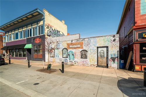 249 Allen St, Buffalo, NY, 14201-1323 | Card Image