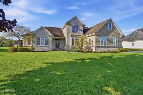8453 Snapdragon Ln, Monclova, OH, 43542-9619 | Card Image