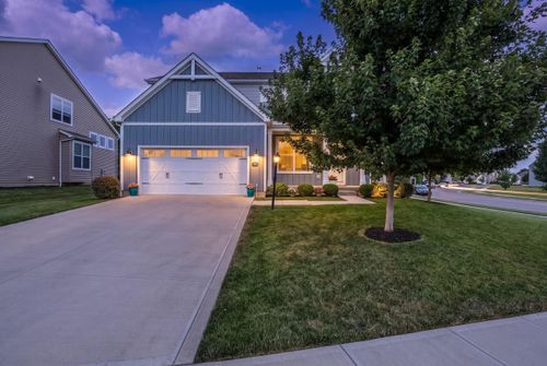 102 Moore Ct, Pickerington, OH, 43147-2250 | Card Image