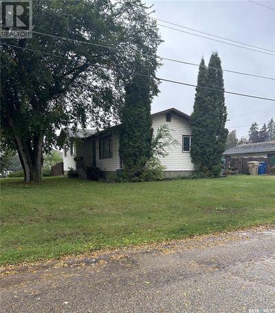 412 2 Ave E, House other with 4 bedrooms, 2 bathrooms and null parking in Shellbrook SK | Image 2