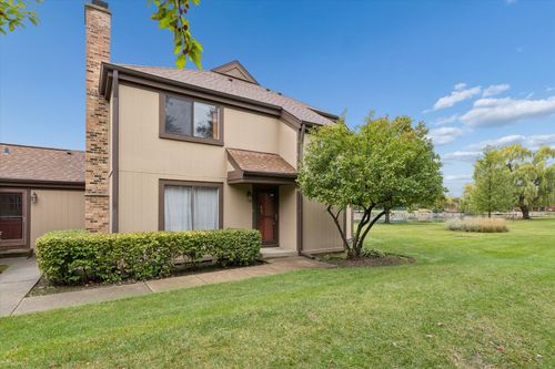 1410 Fairfax Ln, Buffalo Grove, IL, 60089-1221 | Card Image