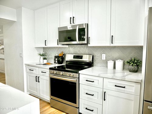 6401 E Eugie Ter, Scottsdale, AZ, 85254-3963 | Card Image