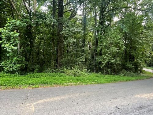 5743 Tunbridge Wells Rd, Lithonia, GA, 30058-5652 | Card Image