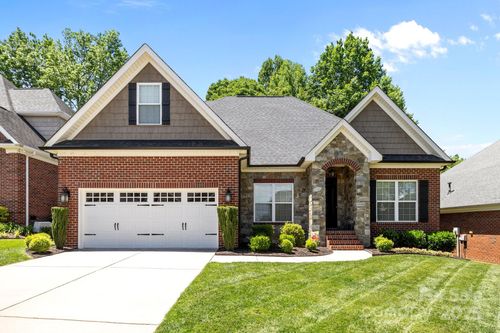 4004 Saint Andrews Ct, Cramerton, NC, 28032-1614 | Card Image
