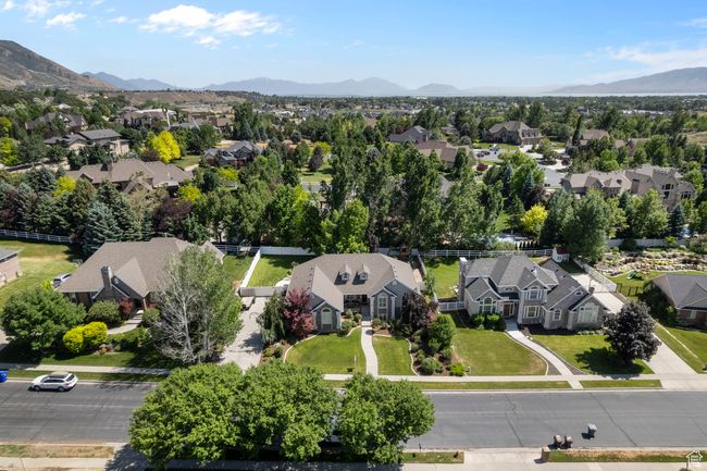 352 E Maple Dr, House other with 5 bedrooms, 4 bathrooms and 3 parking in Alpine UT | Image 35