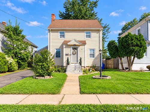 50 Yale St, Hartford, CT, 06114-2747 | Card Image