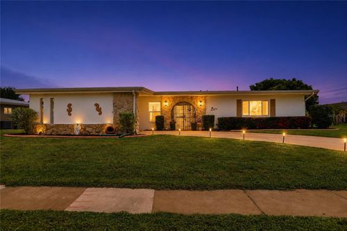 22580 Bolanos Ct, PORT CHARLOTTE, FL, 33952-5633 | Card Image