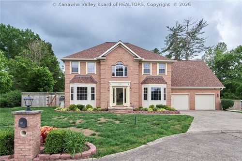 202 Pleasant View Dr, Hurricane, WV, 25526-9111 | Card Image