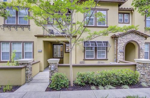 5092 Fioli Loop, San Ramon, CA, 94582-5987 | Card Image