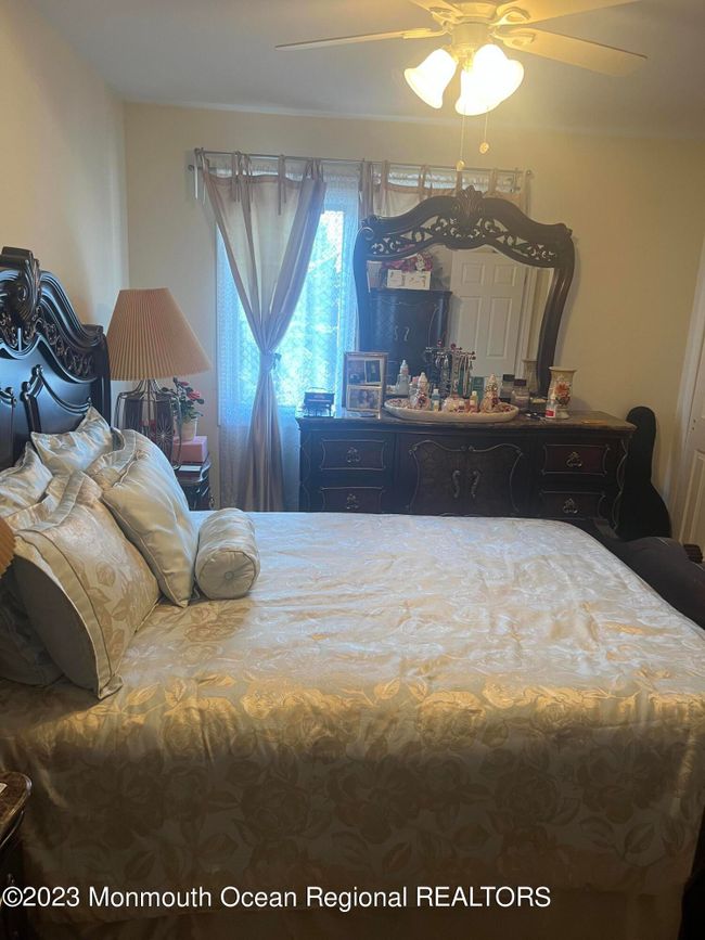 21 Bayowski Road, For Sale in West Orange Zoocasa