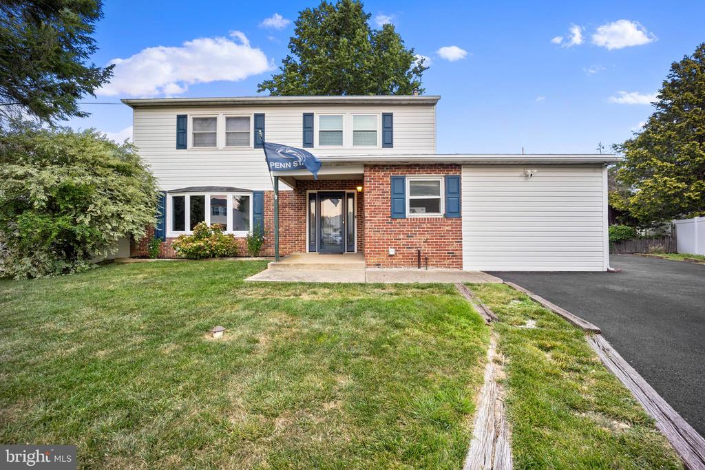 Clay Ave, Langhorne, PA 19047