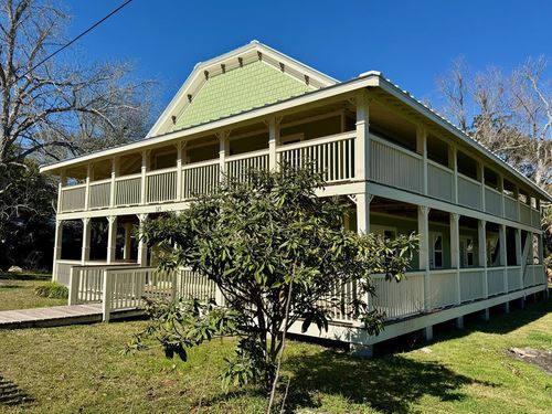 c-145 6th St, Apalachicola, FL, 32320 | Card Image