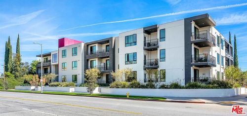 303-5110 Whitsett Ave, Valley Village, CA, 91607-3512 | Card Image