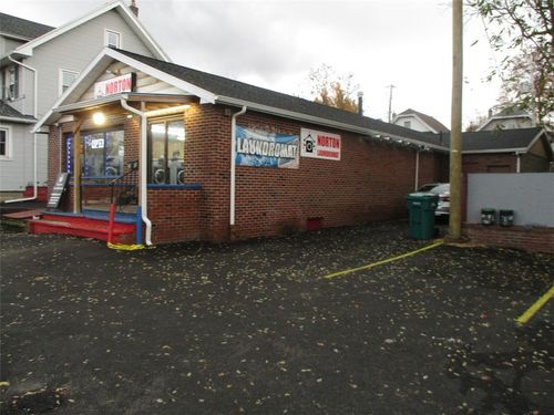 1176 Portland Ave, Rochester, NY, 14621-3948 | Card Image