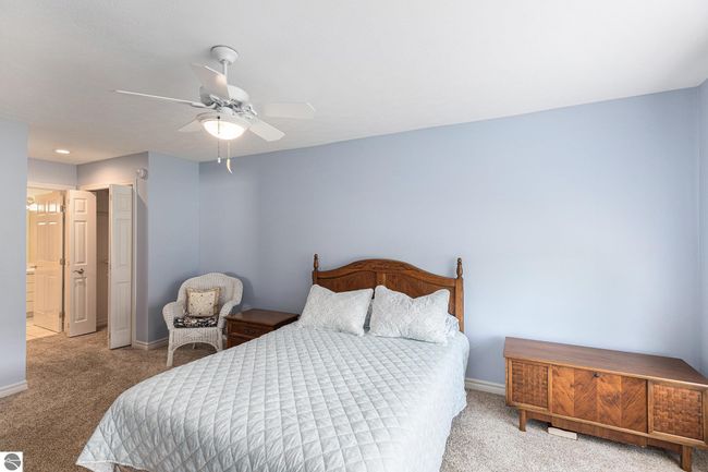 301 Golfview Ln, House other with 2 bedrooms, 2 bathrooms and null parking in Elk Rapids MI | Image 22