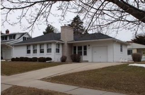 4302 Tokay Blvd, MADISON, WI, 53711-1516 | Card Image