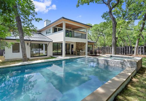 102 S Meadowlark St, Lakeway, TX, 78734-4736 | Card Image
