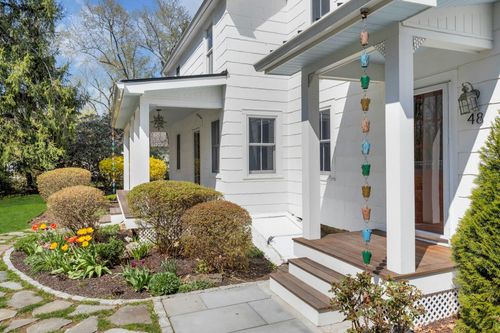 48 Granite Springs Rd, Granite Springs, NY, 10527-1106 | Card Image