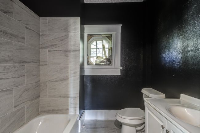 913 Galveston St, House other with 4 bedrooms, 2 bathrooms and null parking in Plainview TX | Image 5